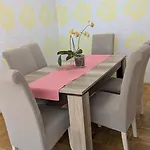 Apartament Wohlfuehloase 80 Qm Max 6 Pers